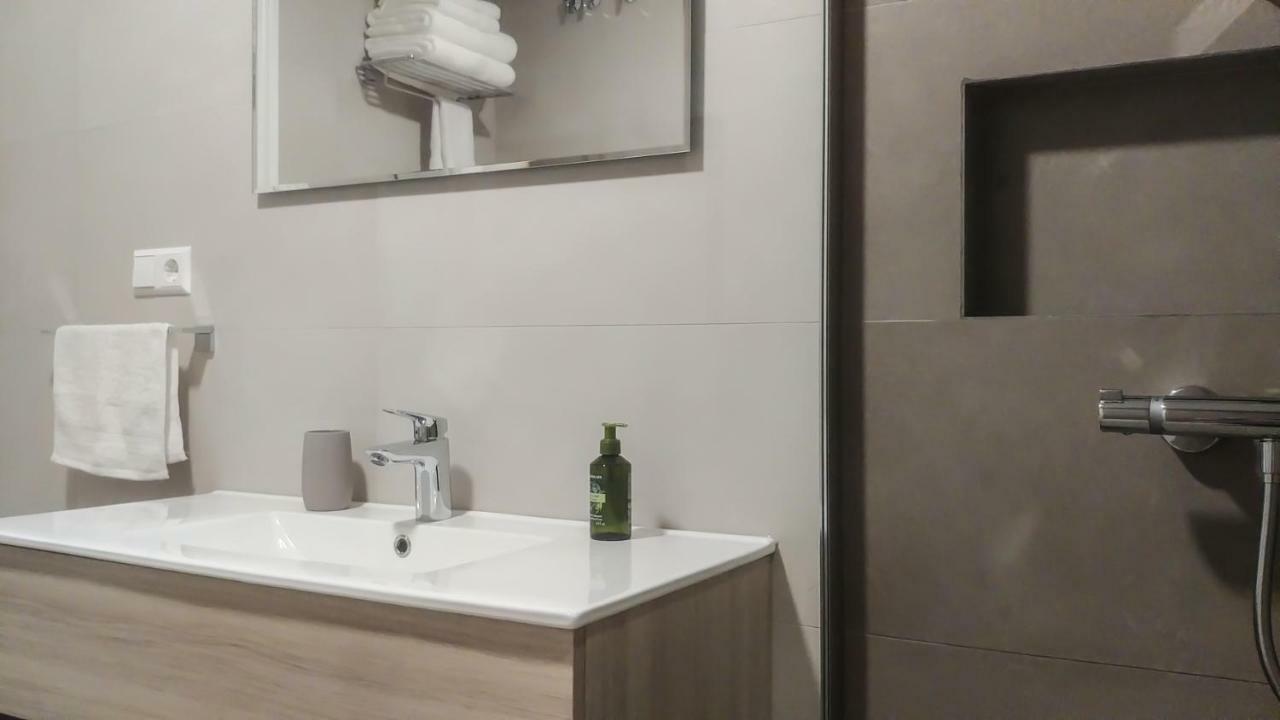 Beachfront Apartment In Fuengirola New Zewnętrze zdjęcie