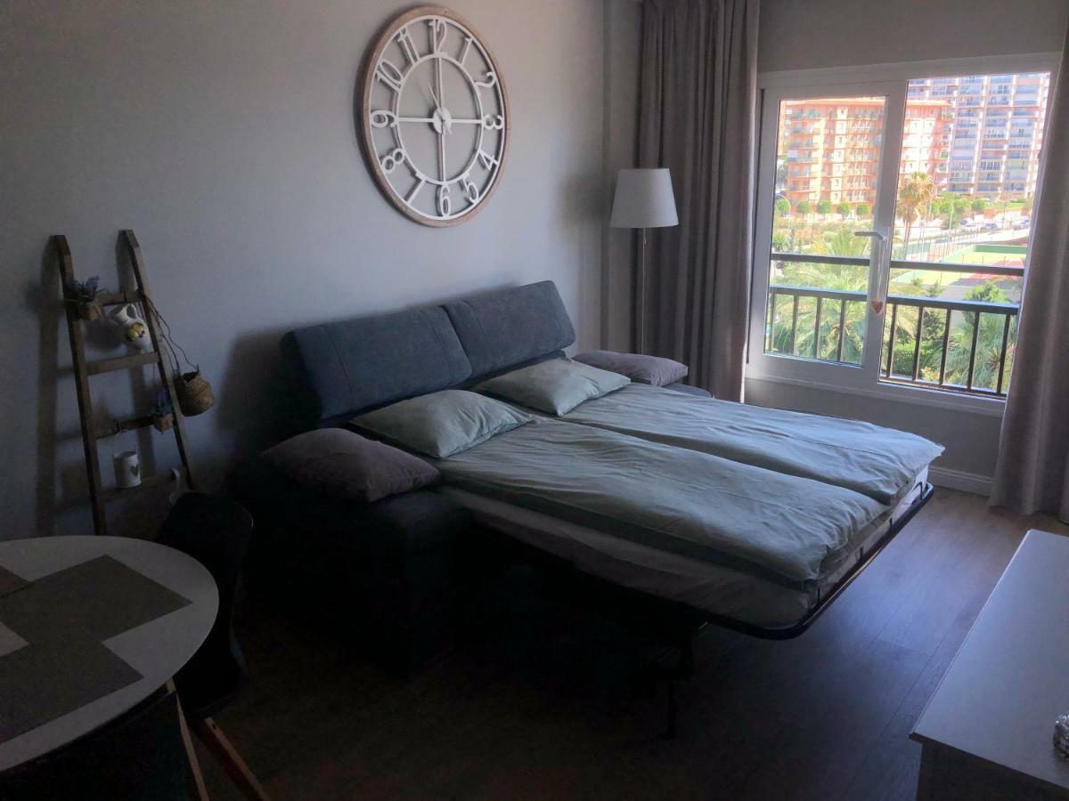 Beachfront Apartment In Fuengirola New Zewnętrze zdjęcie